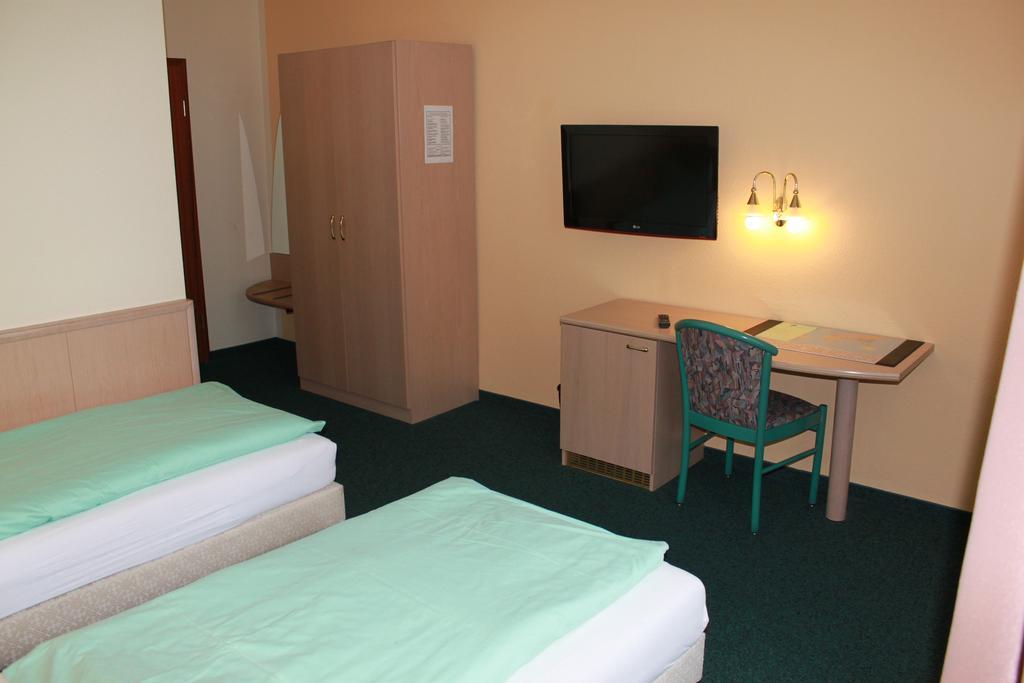 Gasthaus&Hotel Grünhof Frankfurt  Habitación foto