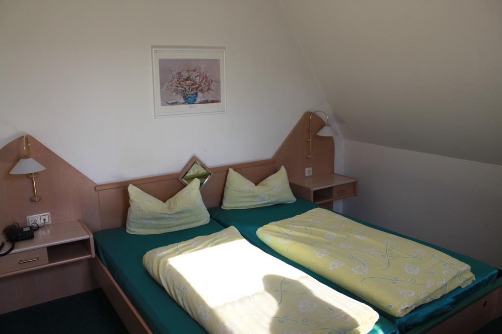 Gasthaus&Hotel Grünhof Frankfurt  Habitación foto